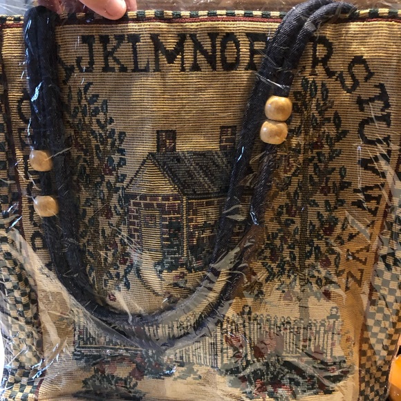 Tote - Picture 2 of 2